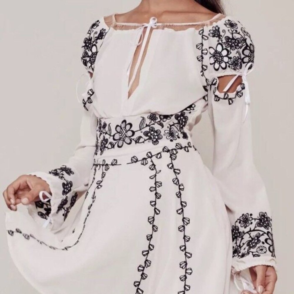 For Love And Lemons Niccola Embroidered Mini Dress dusty Pink